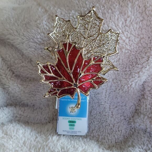 Bath & Body Works Leaves Wallflowers Nighlight Adjustable Scent Control Fall New - Picture 3 of 10